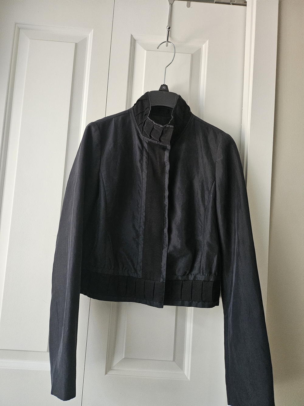 Jacob Black Cropped Blazer with Pleated Hem